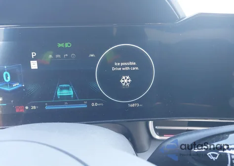 2024 Hyundai Elantra Sel from USA, damaged, VIN KMHLS4DG0RU695152